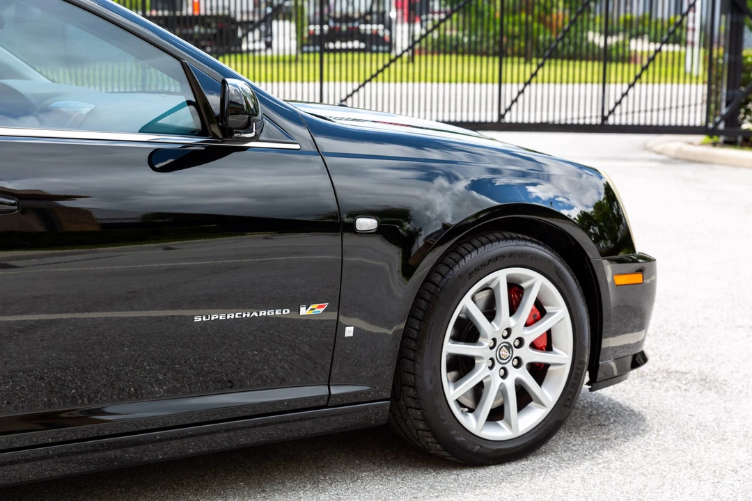 2006 Cadillac STS-V - Image 29 of 31