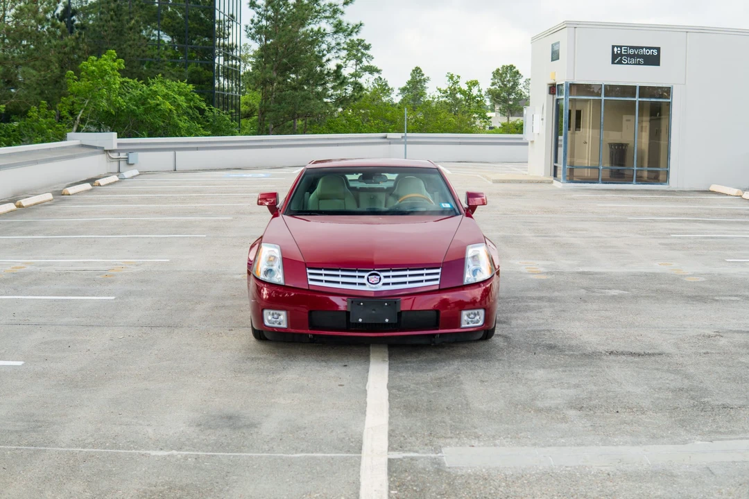 2006 Cadillac XLR - Image 3 of 31