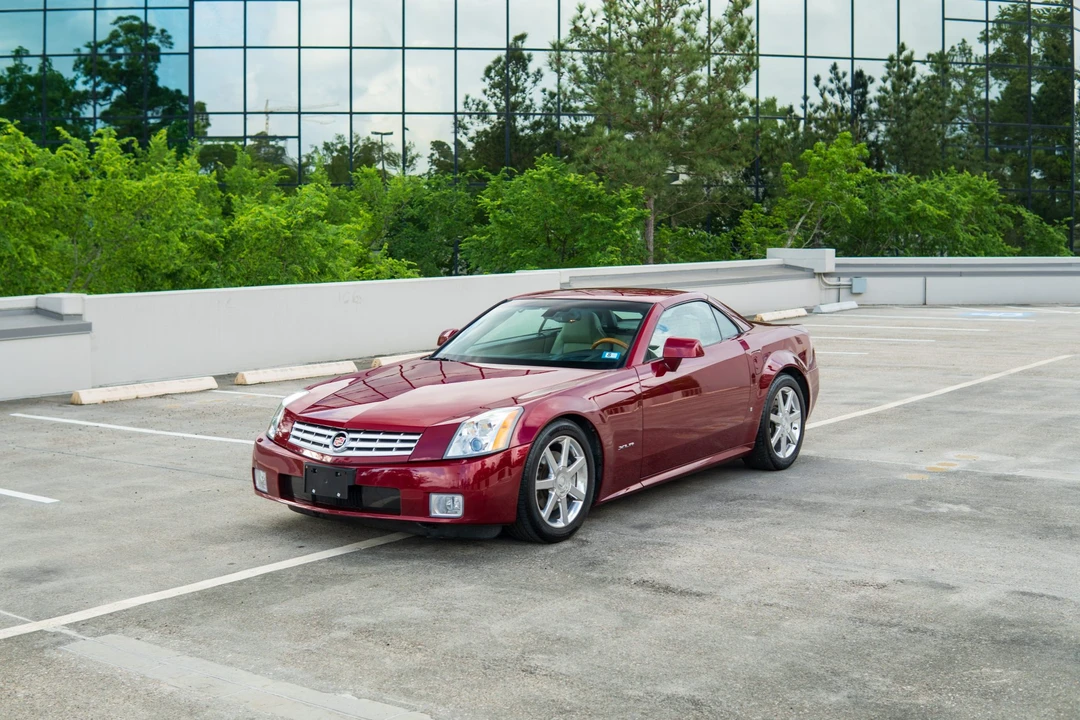 2006 Cadillac XLR - Image 5 of 31