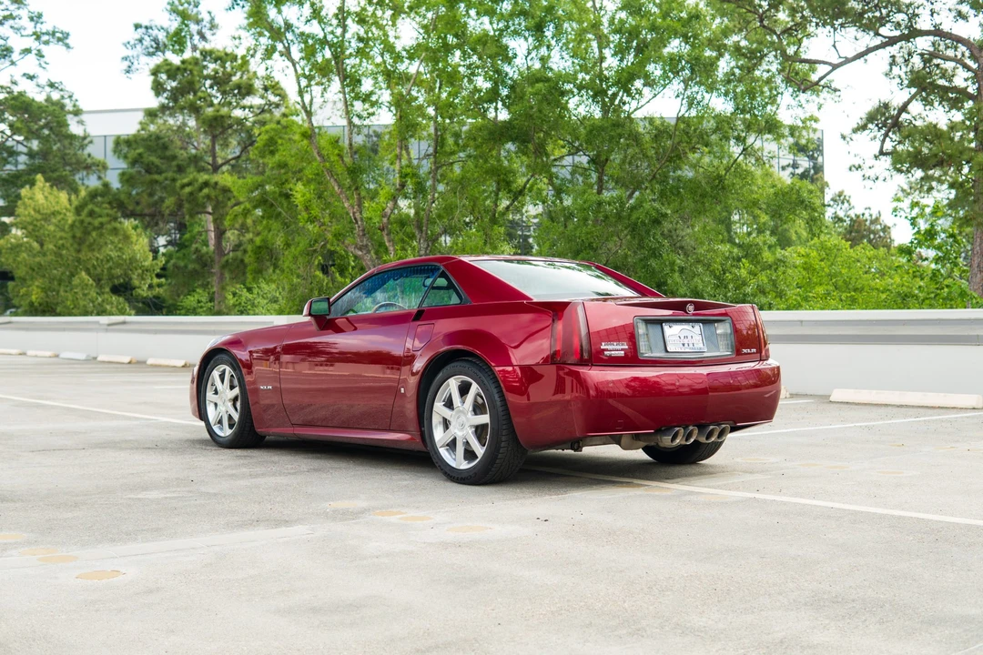 2006 Cadillac XLR - Image 7 of 31