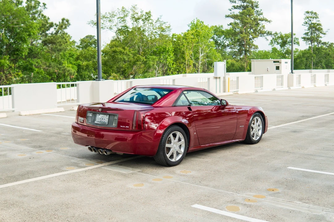 2006 Cadillac XLR - Image 12 of 31