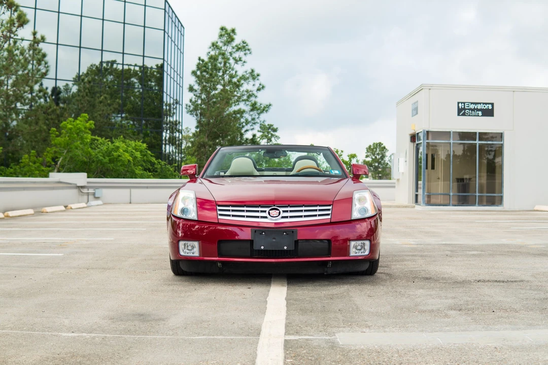 2006 Cadillac XLR - Image 16 of 31