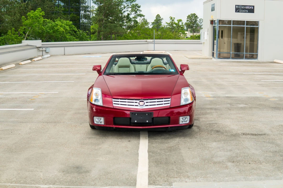 2006 Cadillac XLR - Image 17 of 31