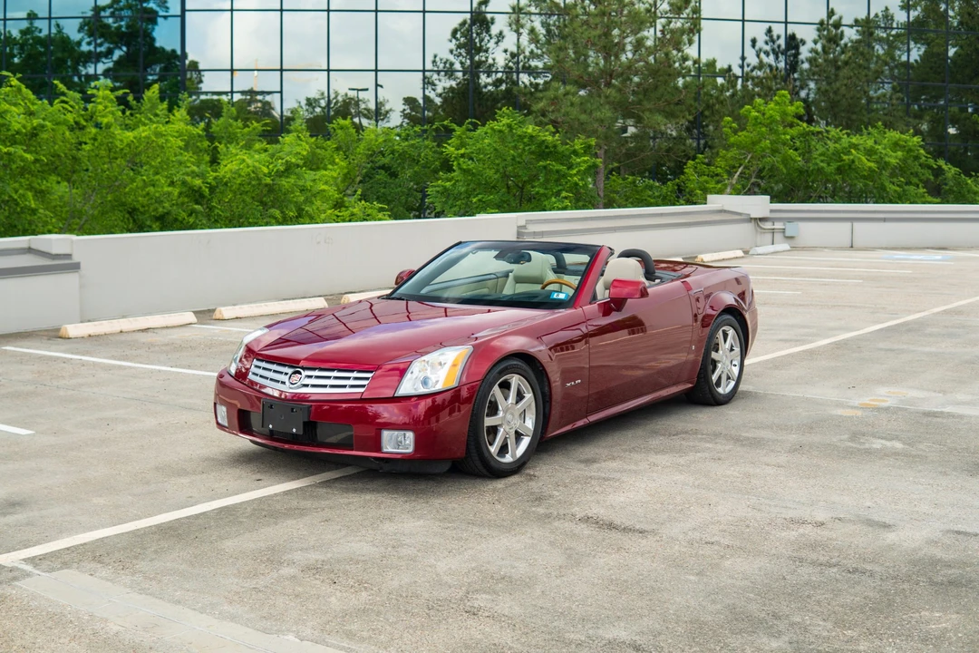 2006 Cadillac XLR - Image 19 of 31
