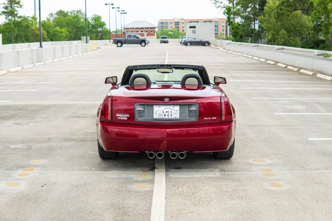 2006 Cadillac XLR - Image 24 of 31