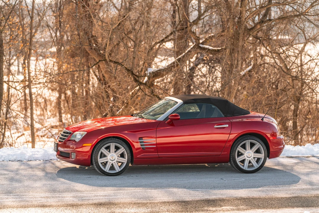 2006 Chrysler Crossfire - Image 15 of 31