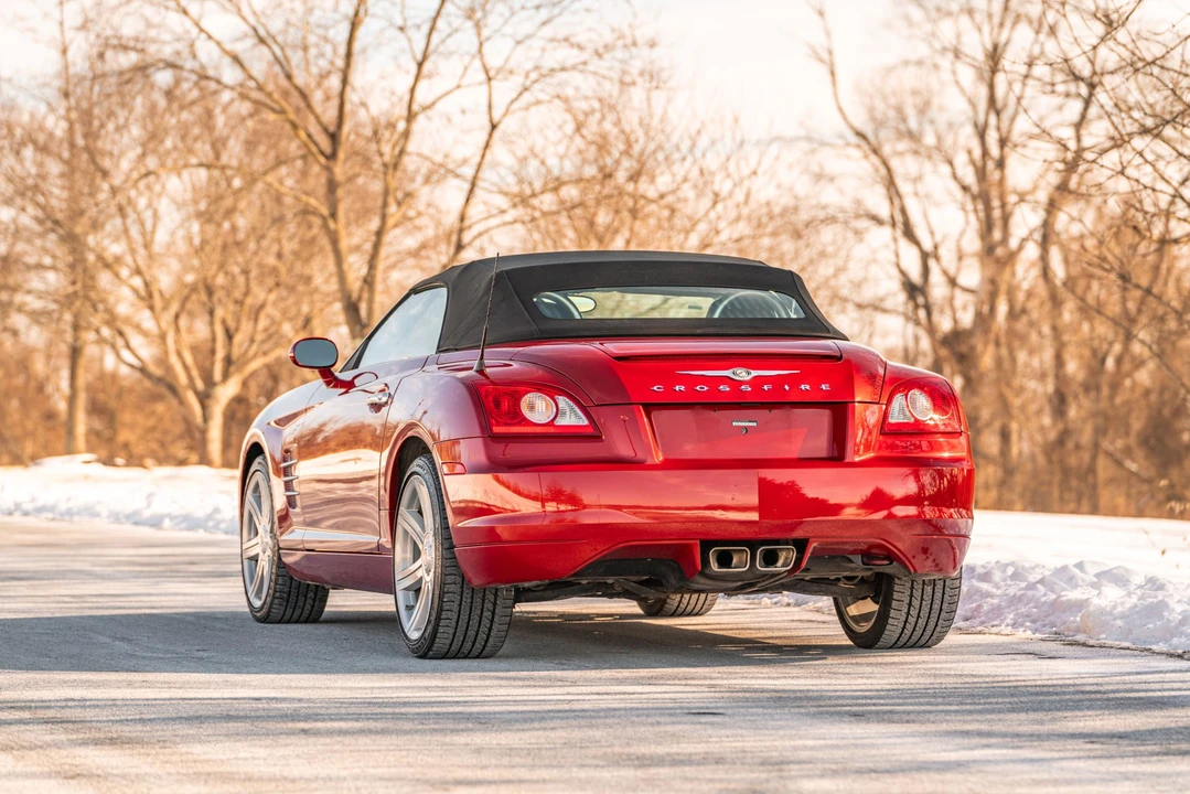 2006 Chrysler Crossfire - Image 30 of 31