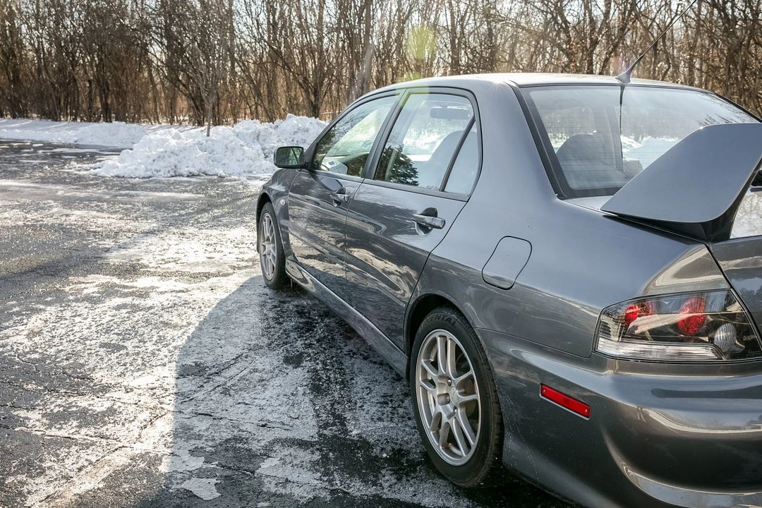 2006 Mitsubishi Lancer Evolution IX 8th Gen - Image 15 of 31