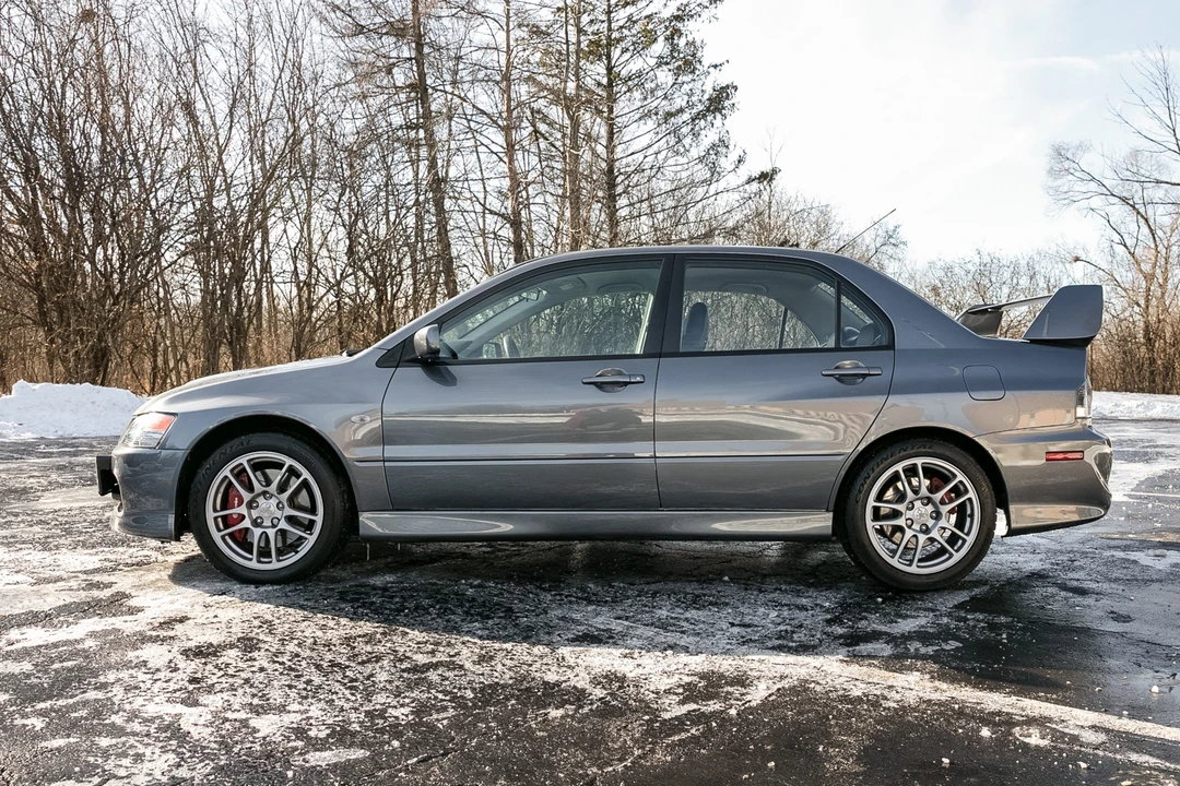 2006 Mitsubishi Lancer Evolution IX 8th Gen - Image 8 of 31