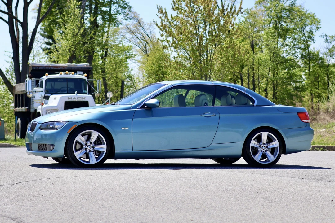 2007 BMW E93 335i Convertible - Image 20 of 31