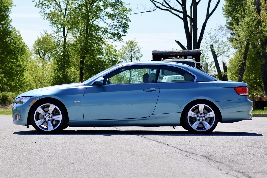 2007 BMW E93 335i Convertible - Image 21 of 31