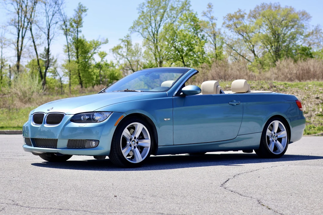 2007 BMW E93 335i Convertible - Image 3 of 31
