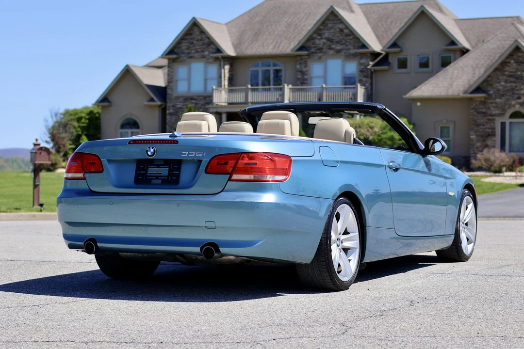 2007 BMW E93 335i Convertible - Image 10 of 31