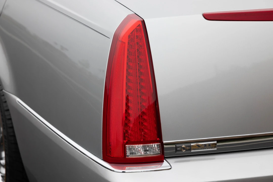 2007 Cadillac DTS - Image 28 of 31