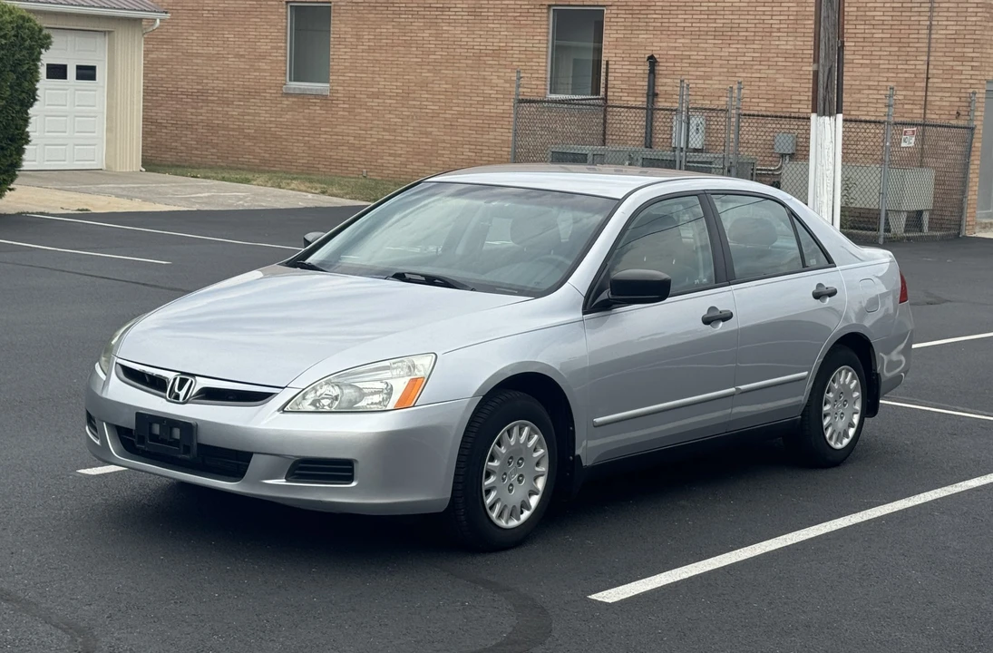 2007 Honda Accord 7th Gen - Image 2 of 31