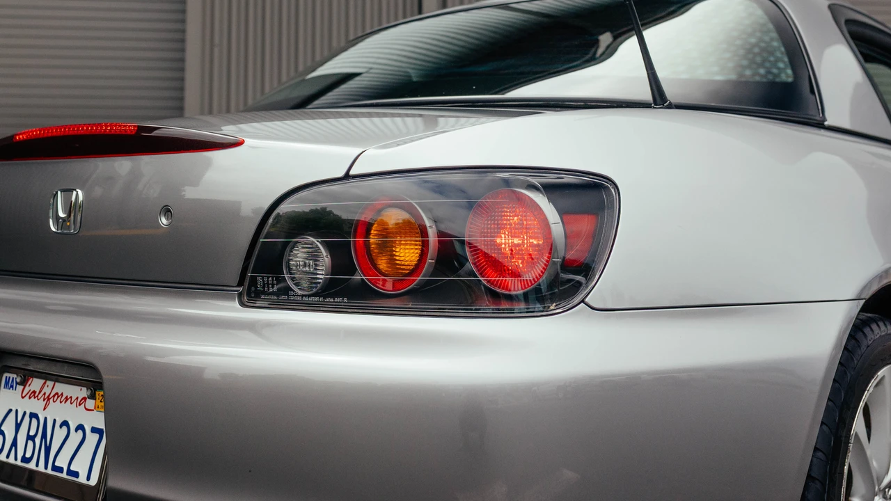 2007 Honda AP2 S2000 - Image 23 of 31