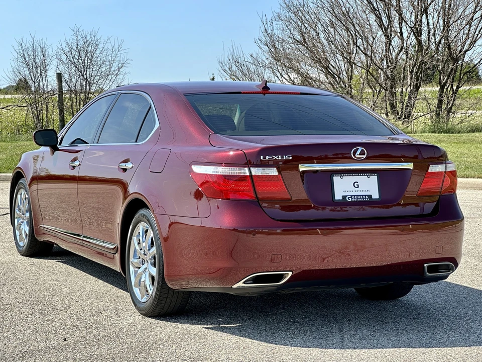 2007 Lexus LS 4th Gen - Image 13 of 31