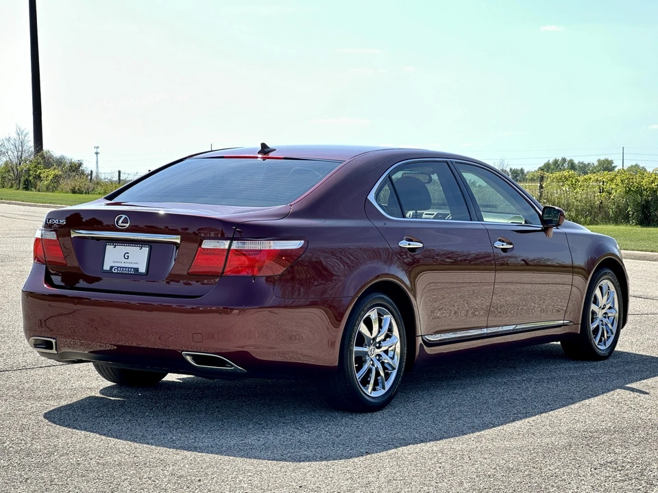 2007 Lexus LS 4th Gen - Image 15 of 31