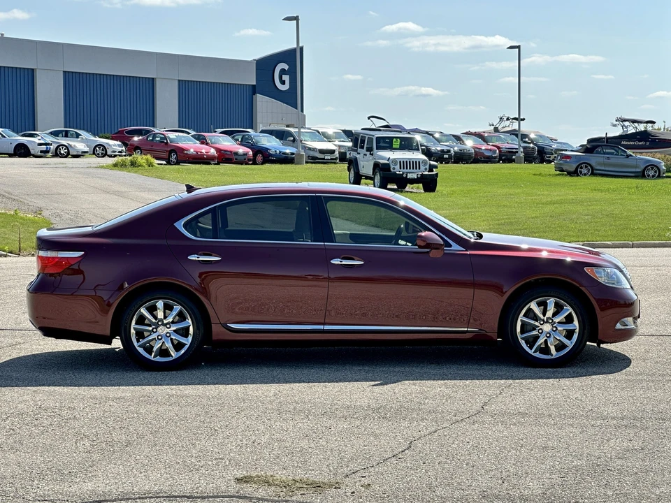 2007 Lexus LS 4th Gen - Image 16 of 31