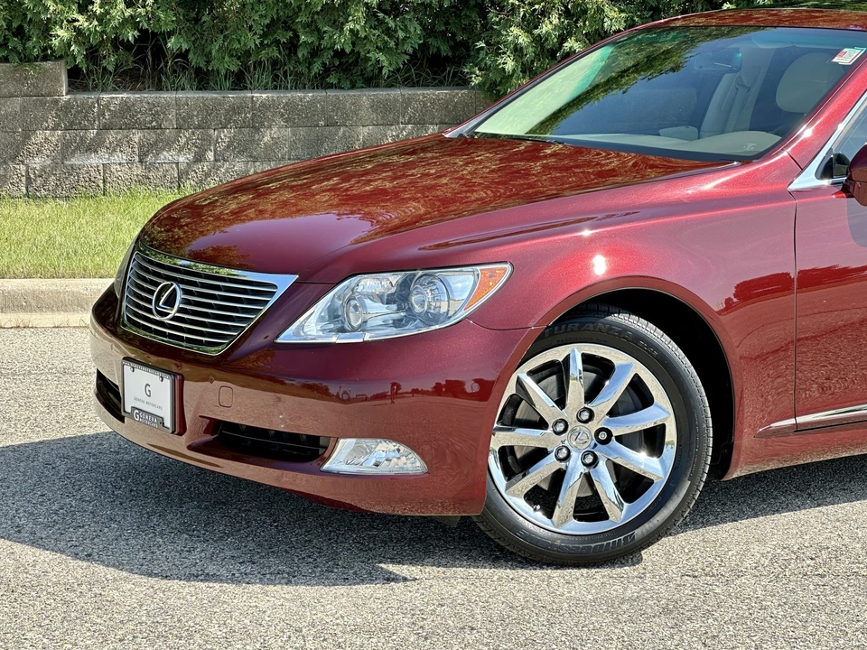 2007 Lexus LS 4th Gen - Image 17 of 31