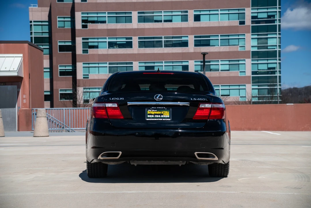 2007 Lexus LS 4th Gen - Image 15 of 31