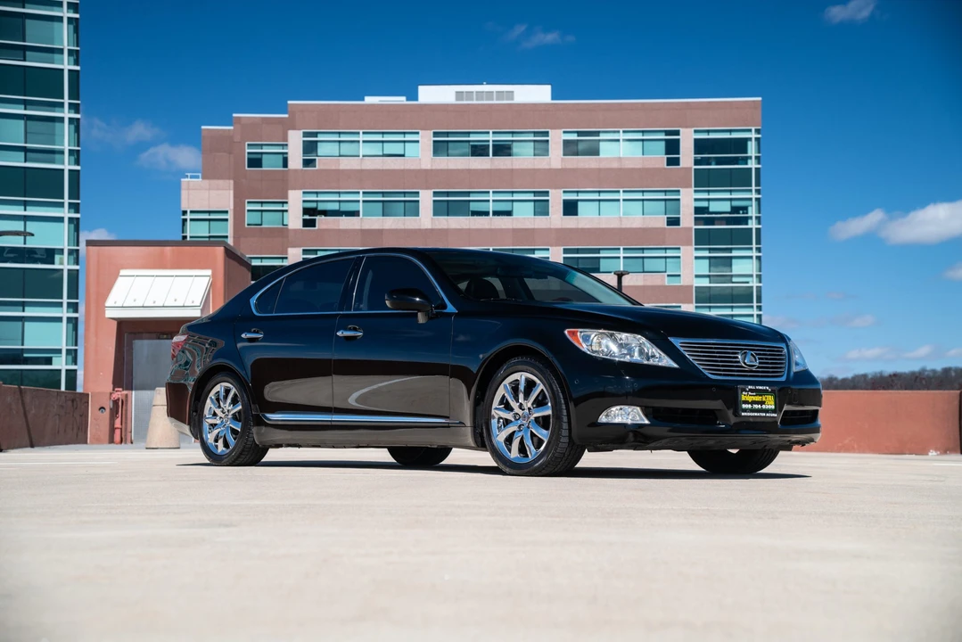 2007 Lexus LS 4th Gen - Image 29 of 31