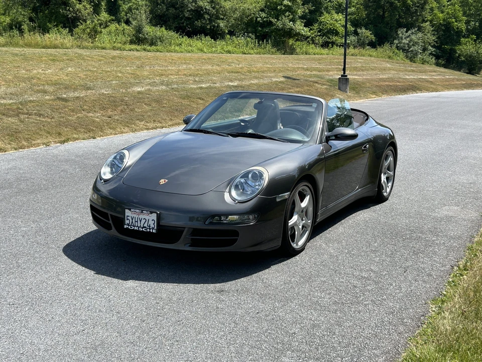 2007 Porsche 997 Carrera 4S - Image 2 of 31