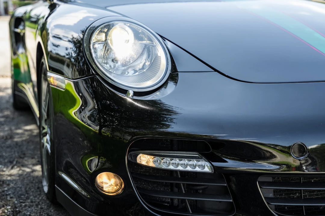 2007 Porsche 997 Turbo - Image 10 of 31