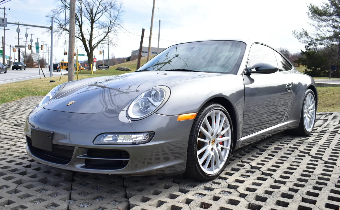 2007 Porsche 997 Carrera S - Image 2 of 31