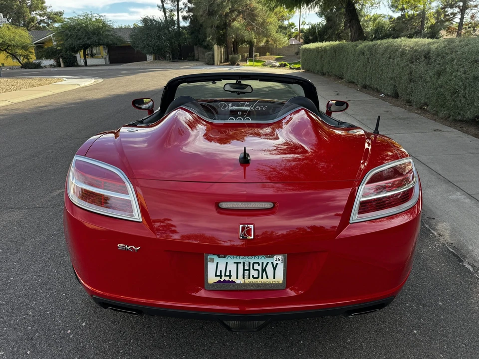 2007 Saturn Sky - Image 8 of 31