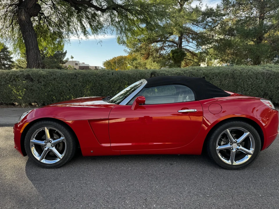 2007 Saturn Sky - Image 19 of 31