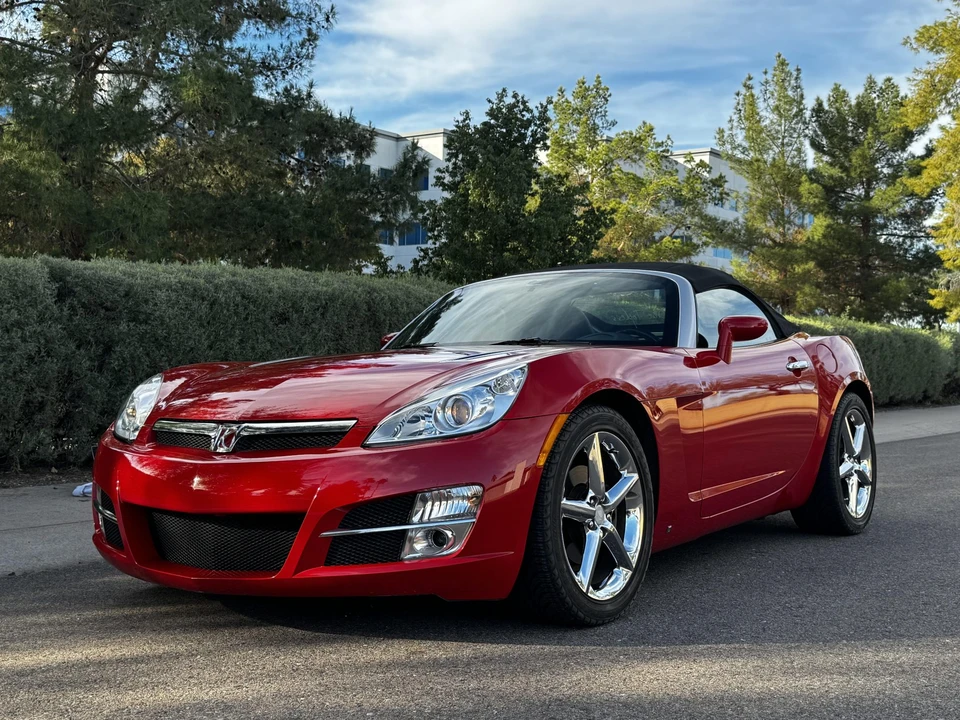 2007 Saturn Sky - Image 17 of 31