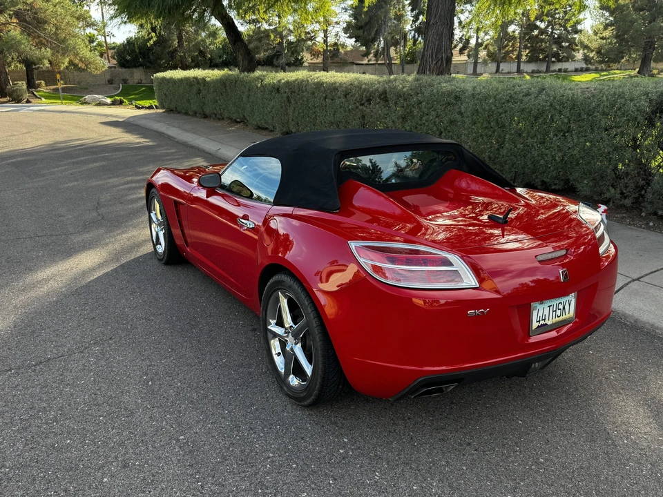 2007 Saturn Sky - Image 21 of 31