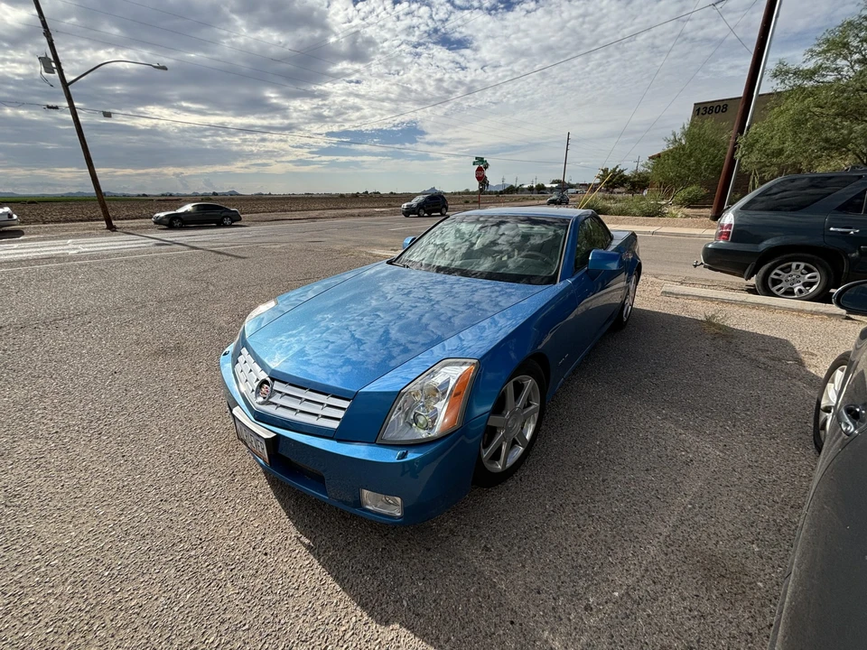 2008 Cadillac XLR - Image 5 of 31