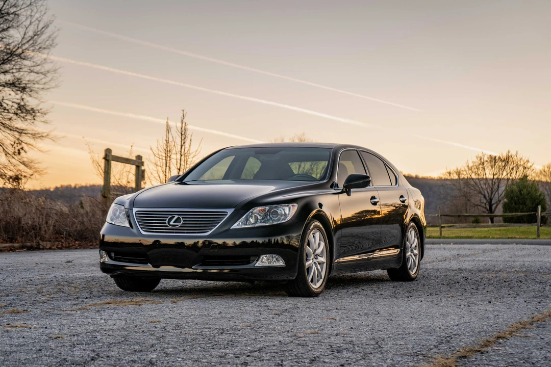 2008 Lexus LS 4th Gen - Image 14 of 31