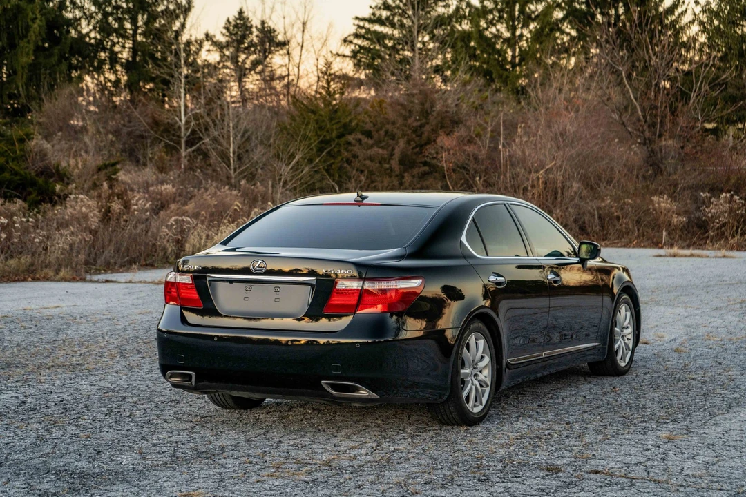 2008 Lexus LS 4th Gen - Image 23 of 31