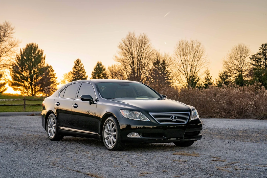 2008 Lexus LS 4th Gen - Image 5 of 31