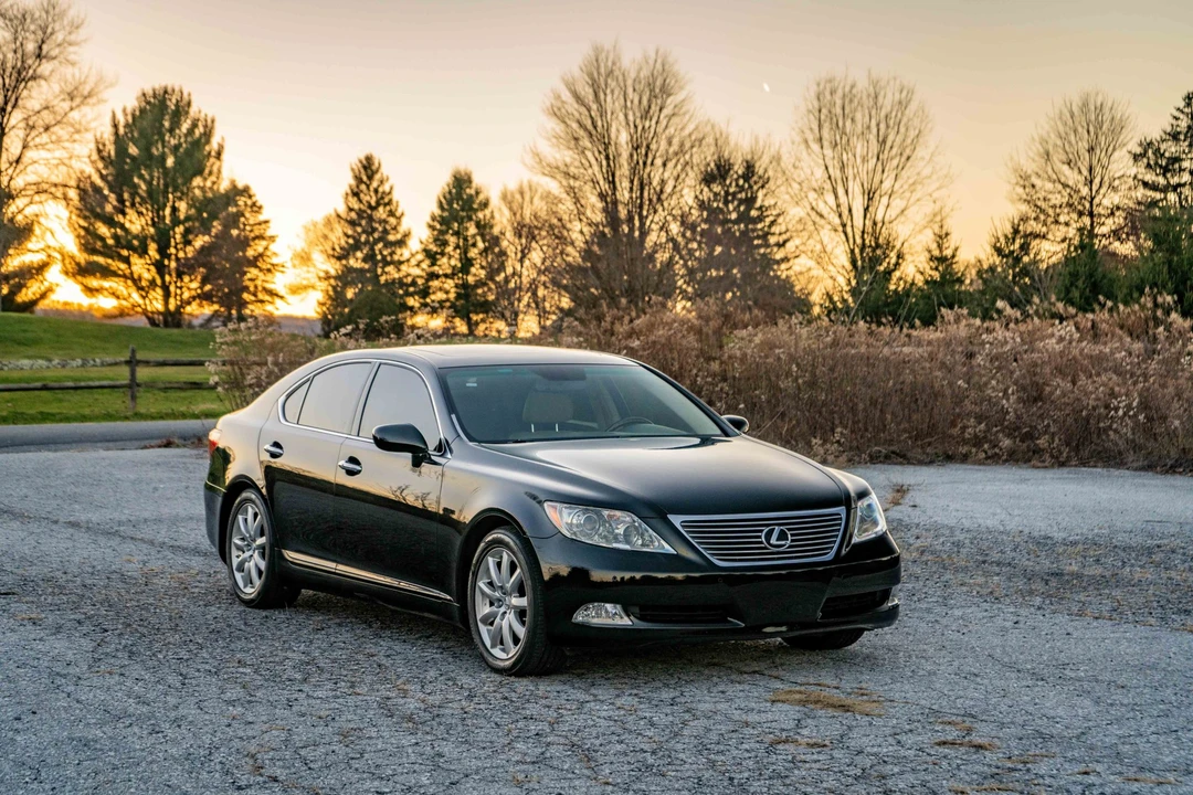 2008 Lexus LS 4th Gen - Image 7 of 31