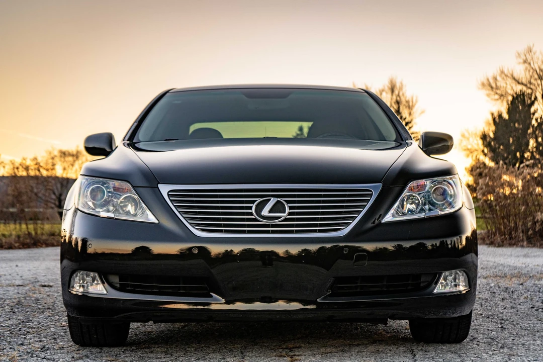 2008 Lexus LS 4th Gen - Image 12 of 31