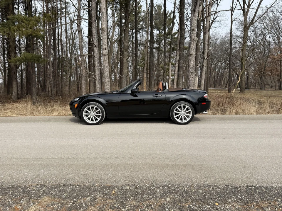 2008 Mazda NC MX-5 Miata - Image 16 of 31