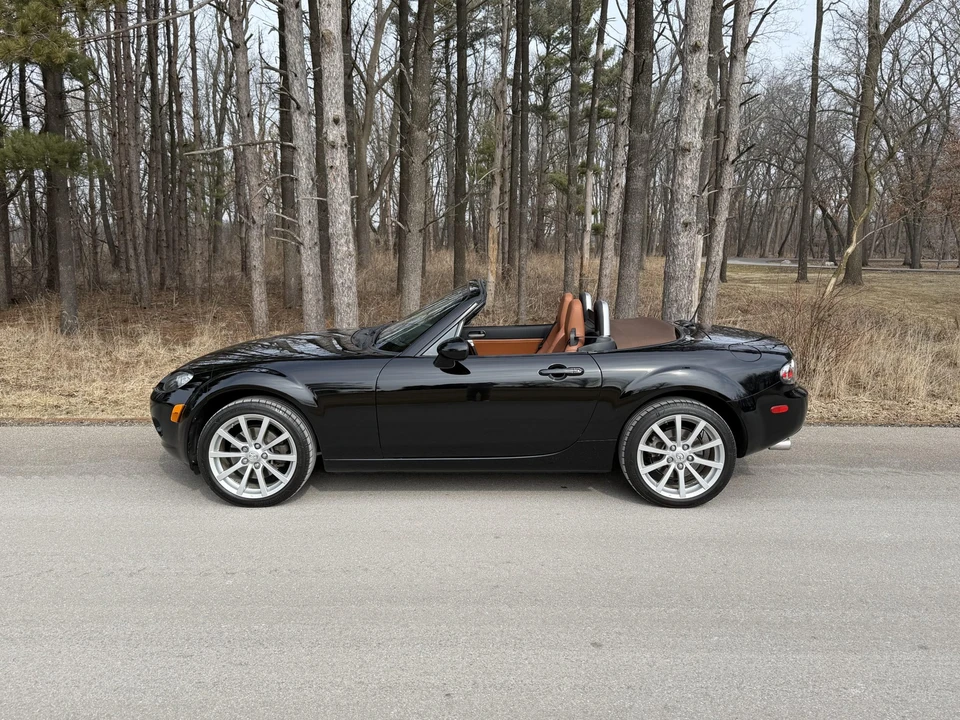 2008 Mazda NC MX-5 Miata - Image 17 of 31
