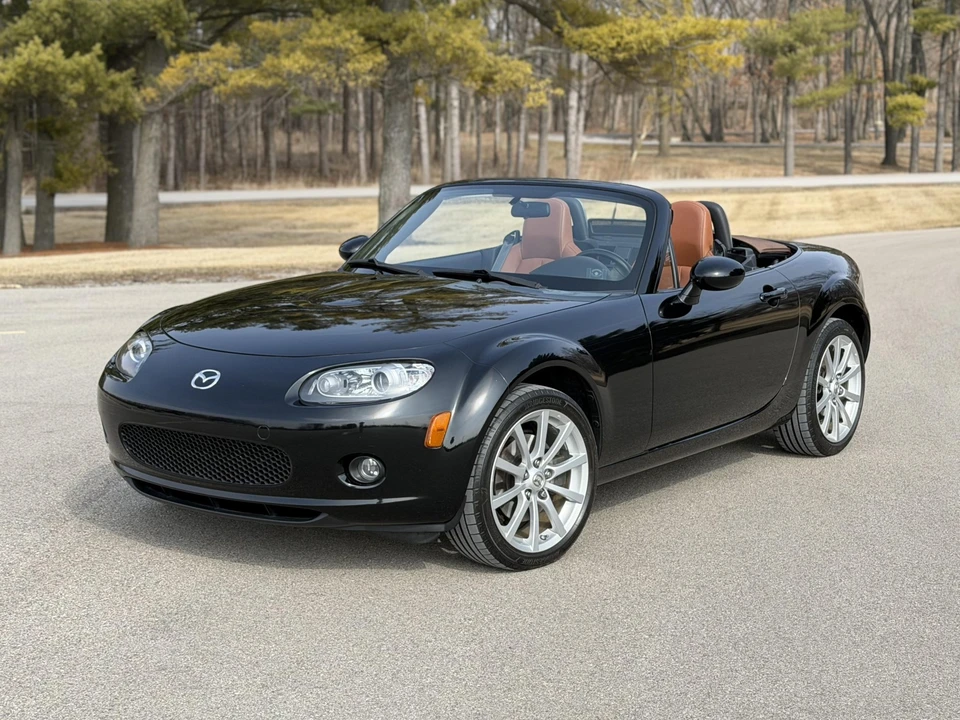 2008 Mazda NC MX-5 Miata - Image 2 of 31