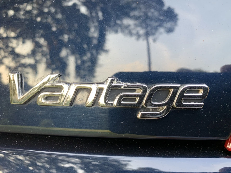 2009 Aston Martin V8 Vantage (2006-2017) - Image 24 of 31