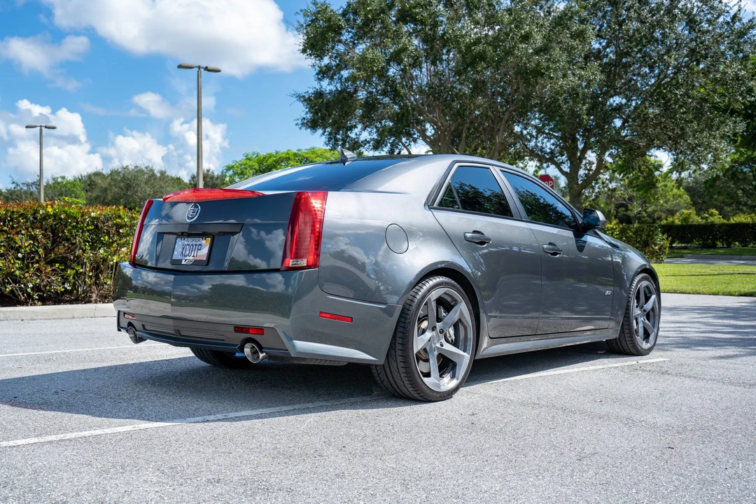 2009 Cadillac CTS-V 2nd Gen - Image 6 of 31