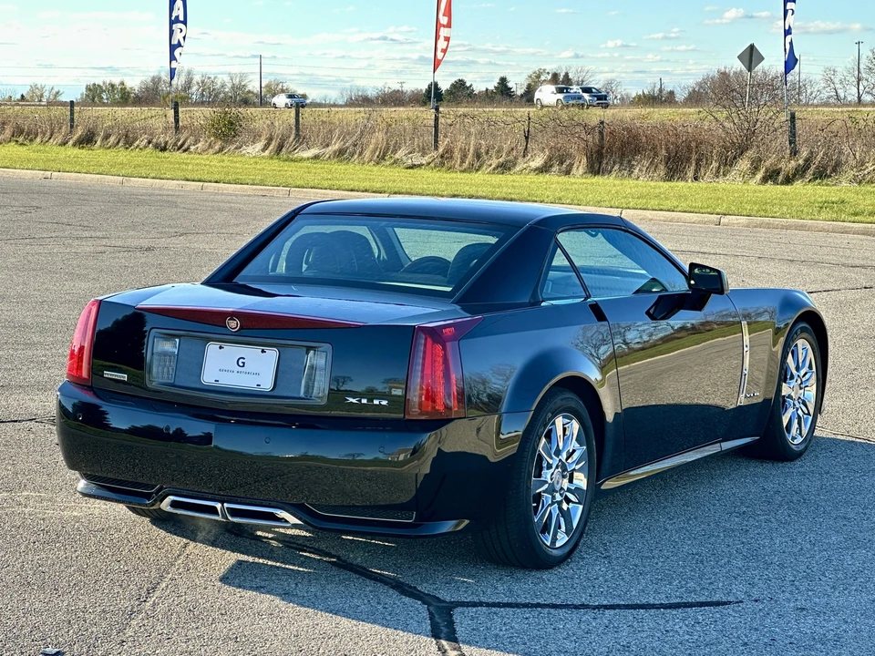 2009 Cadillac XLR - Image 29 of 31