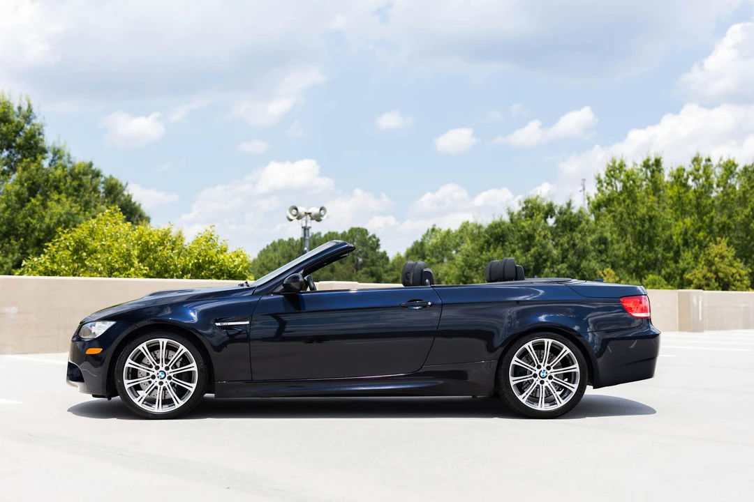 2010 BMW E93 M3 Convertible - Image 11 of 31