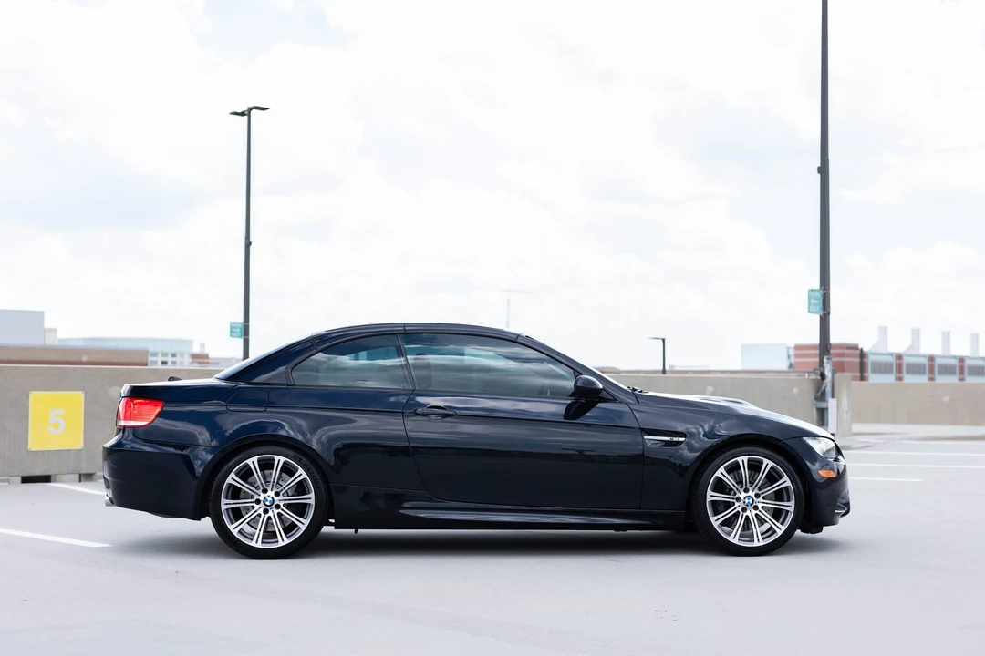 2010 BMW E93 M3 Convertible - Image 8 of 31
