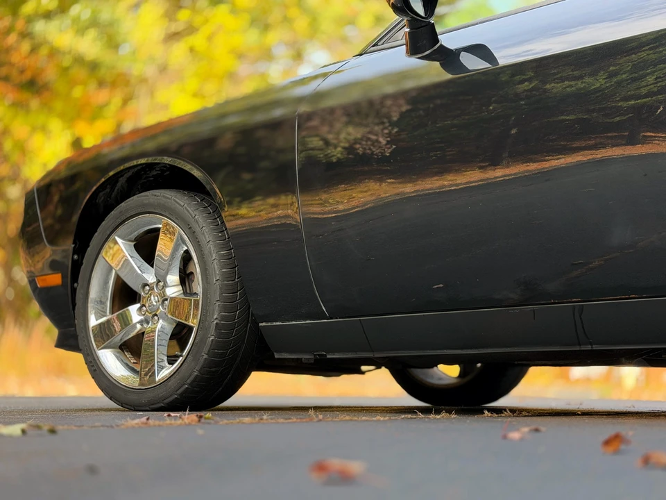 2010 Dodge Challenger 3rd Gen - Image 26 of 31