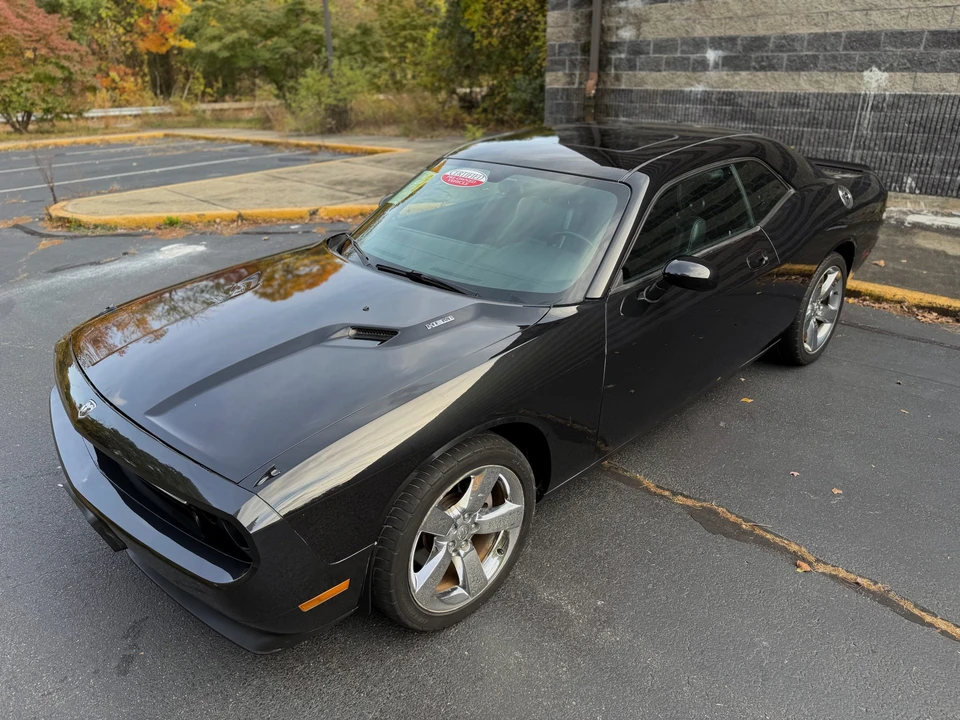 2010 Dodge Challenger 3rd Gen - Image 22 of 31