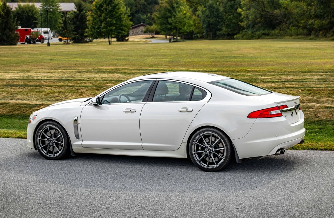 2010 Jaguar X250 XFR - Image 31 of 31
